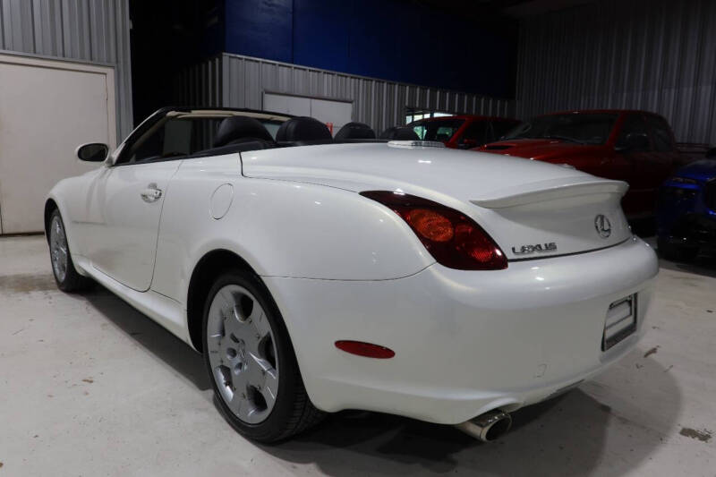 2005 Lexus SC 430