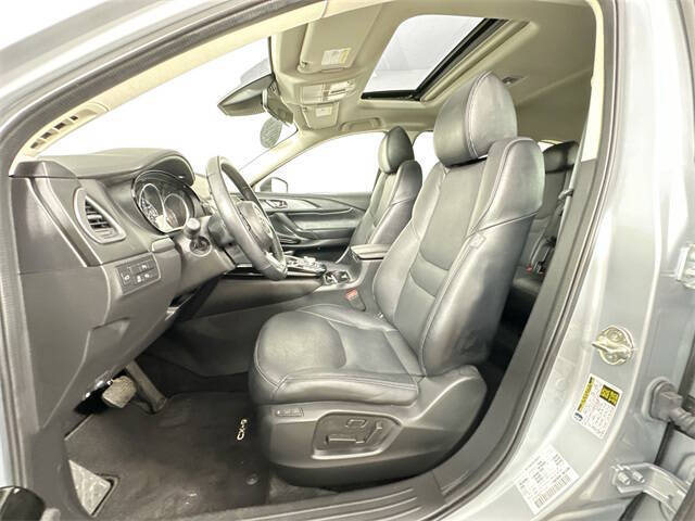 2022 Mazda CX-9 Touring Plus