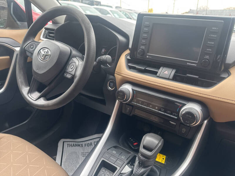 2021 Toyota RAV4 XLE