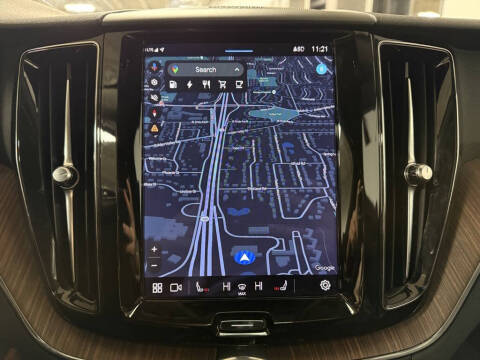 2023 Volvo XC60 Recharge T8 Plus Bright Theme