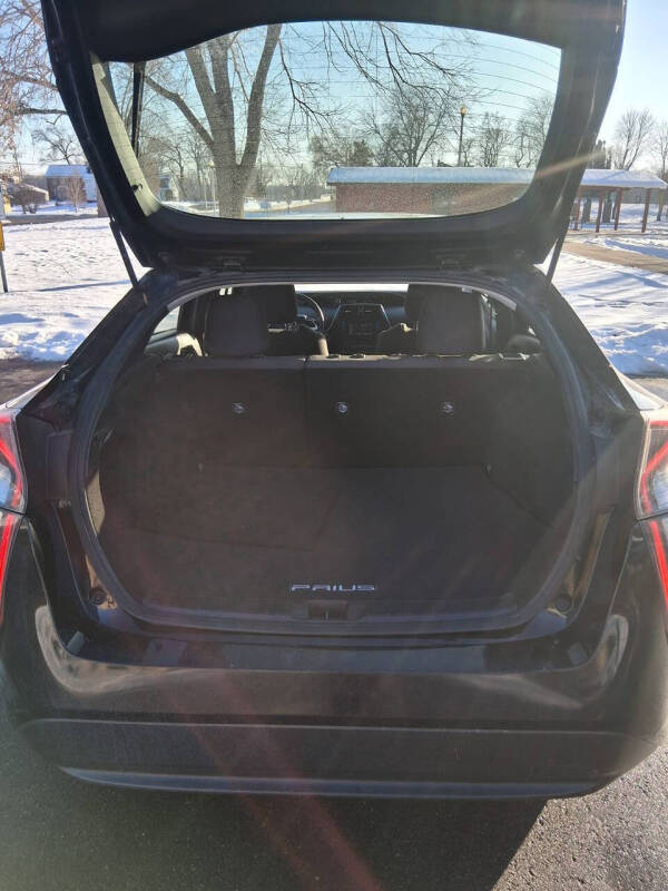 2016 Toyota Prius Two