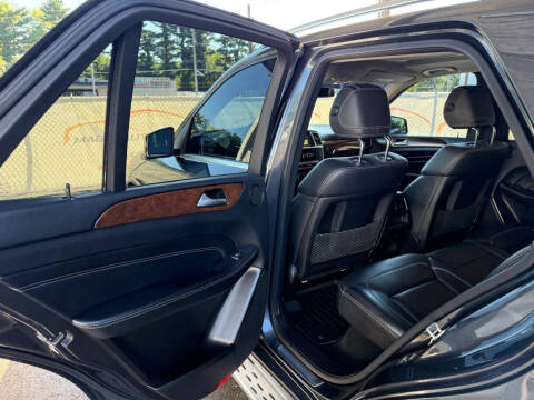 2012 Mercedes-Benz M-Class ML 550