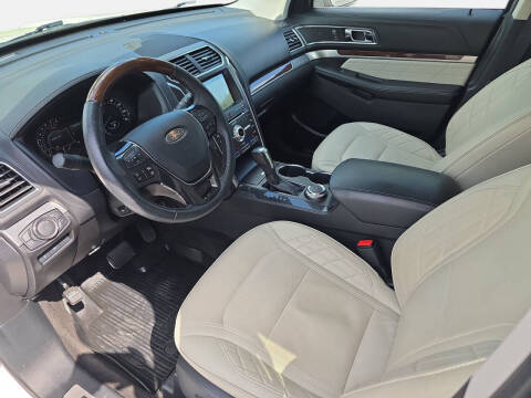 2018 Ford Explorer Platinum