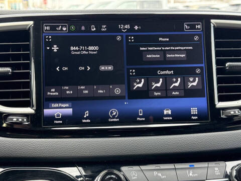 2023 Chrysler Pacifica Touring L