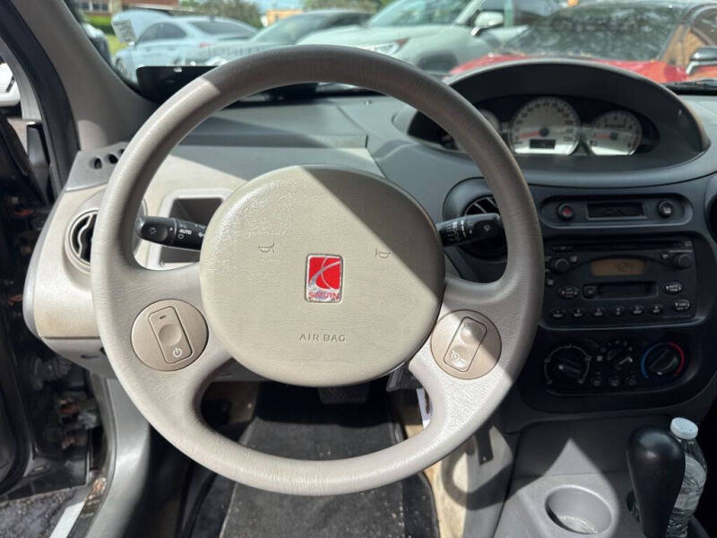 2003 Saturn Ion 3