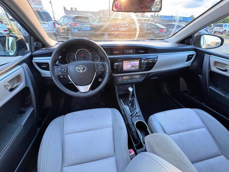 2015 Toyota Corolla LE Plus
