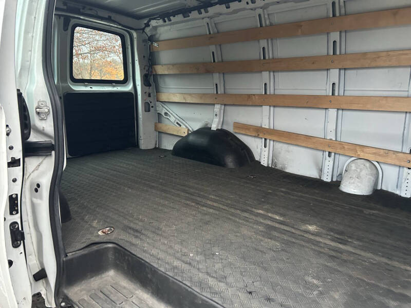 2019 GMC Savana 2500