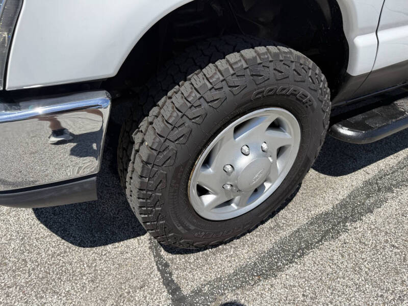 2013 Ford E-Series E-250