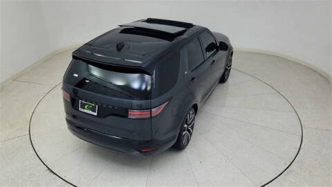 2024 Land Rover Discovery P300 Dynamic SE