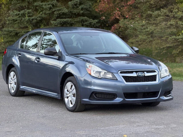 2013 Subaru Legacy 2.5i photo 3