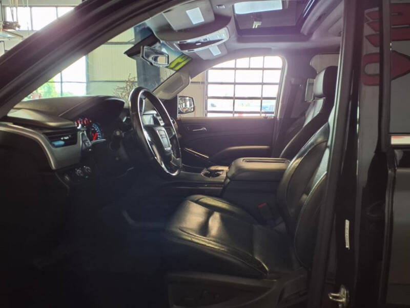 2019 GMC Yukon XL SLT