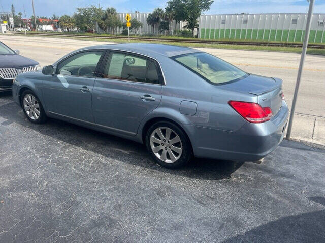 2007 TOYOTA Avalon Sedan - $5,995