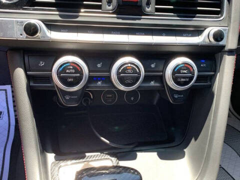 2023 Genesis G70