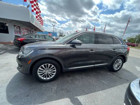 2018 Lincoln MKX for sale at Molina Auto Sales in Hialeah FL
