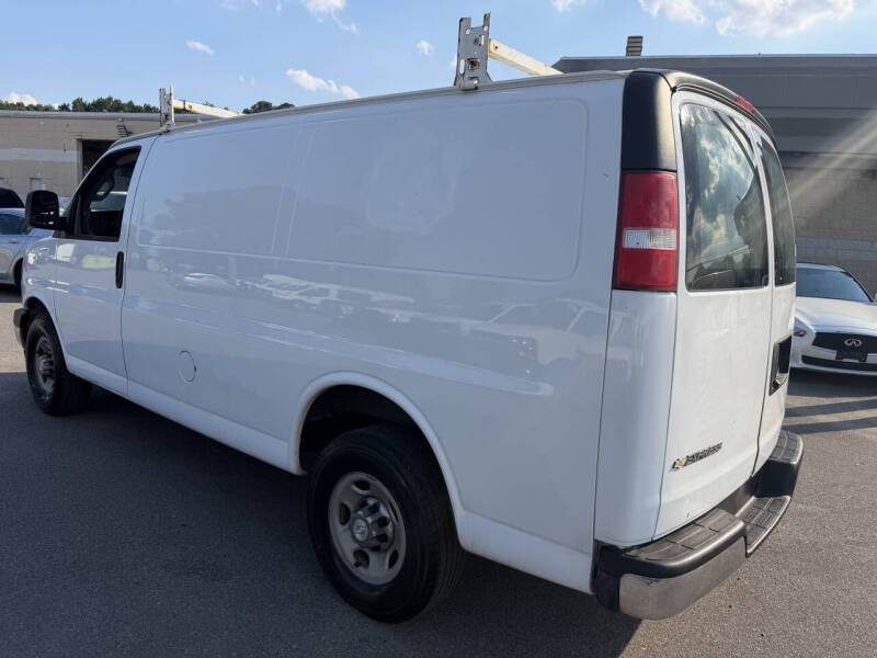 2017 Chevrolet Express 2500