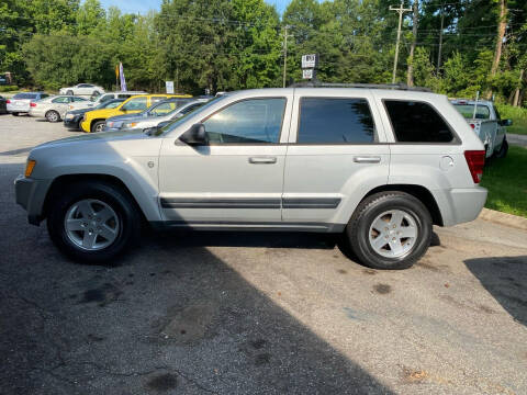 2006 Jeep Grand Cherokee for sale at L&M Auto Sales in Simpsonville SC