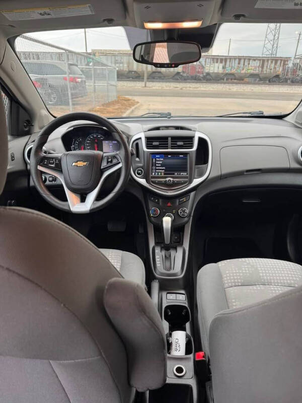 2020 Chevrolet Sonic LT