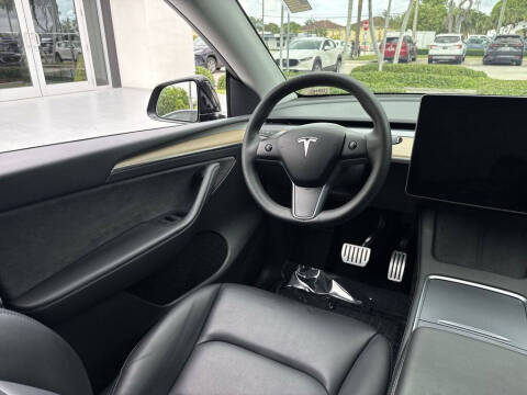 2023 Tesla Model Y Performance