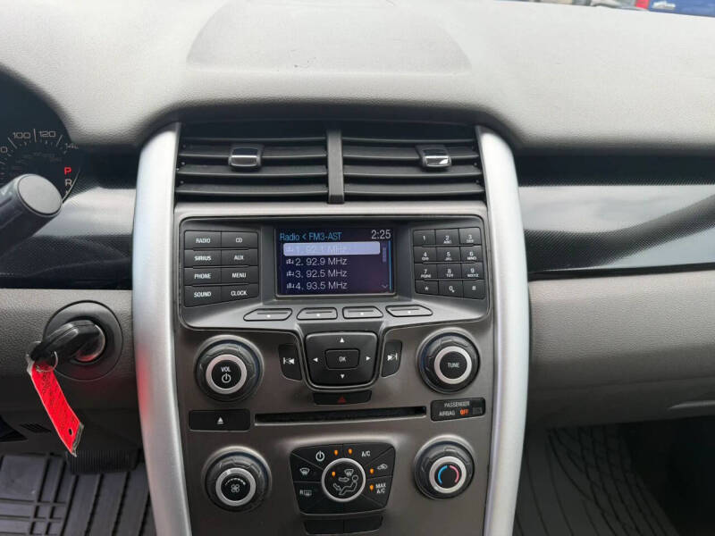 2013 Ford Edge SE