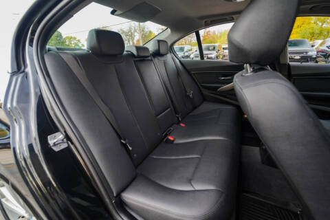 2018 BMW 3 Series 320i xDrive