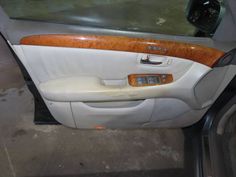 2002 Lexus LS 430