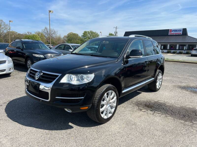 2010 Volkswagen Touareg for sale at 5 Star Auto in Matthews NC