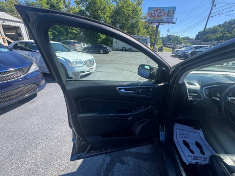 2019 Ford Edge Titanium