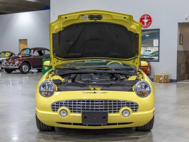 2002 Ford Thunderbird Deluxe