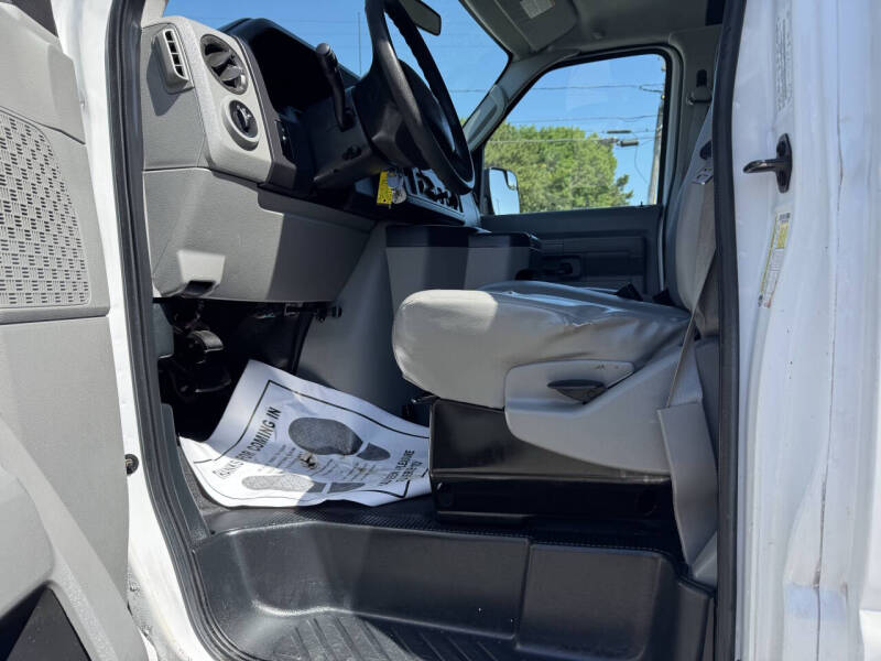 2012 Ford E-Series E-250