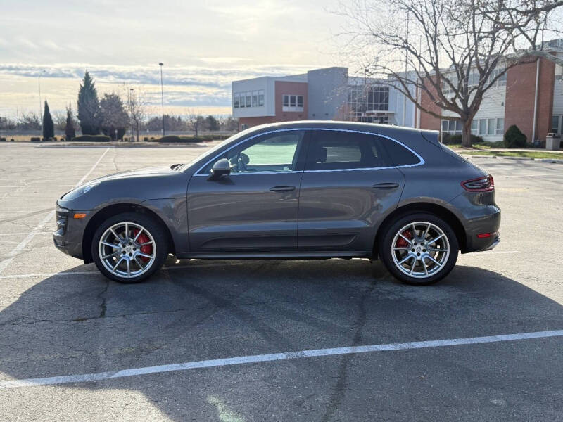 2015 Porsche Macan Turbo