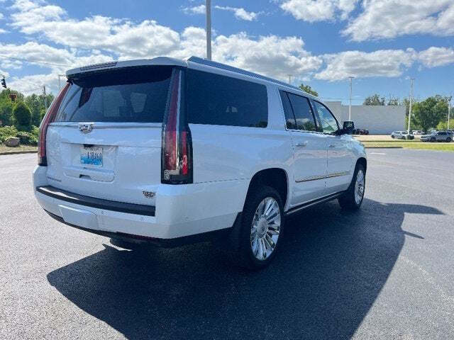 2017 Cadillac Escalade ESV 7