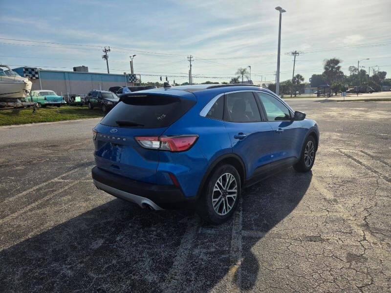 2021 Ford Escape SEL