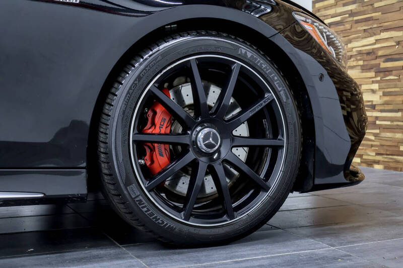 2016 Mercedes-Benz S-Class AMG S 63