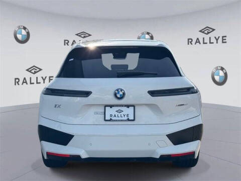 2025 BMW iX xDrive50