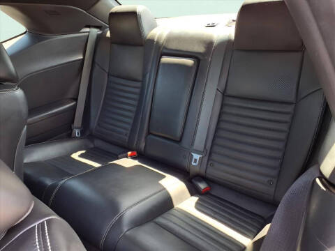 2013 Dodge Challenger SXT