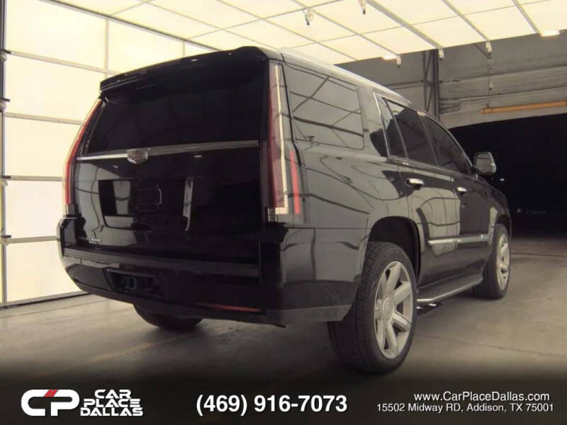 2016 Cadillac Escalade Luxury Collection