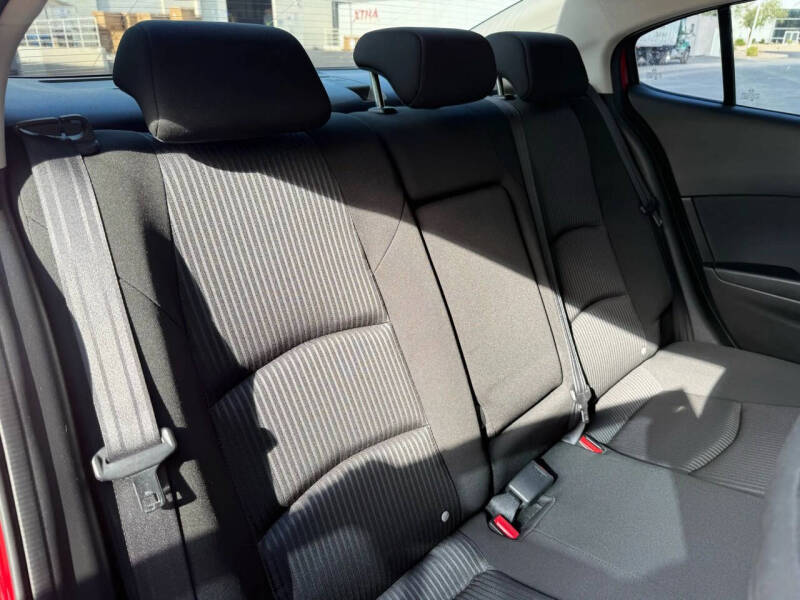 2014 Mazda MAZDA3 i Touring