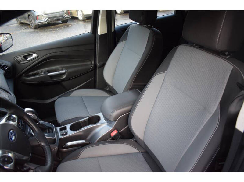 2017 Ford C-MAX Hybrid SE