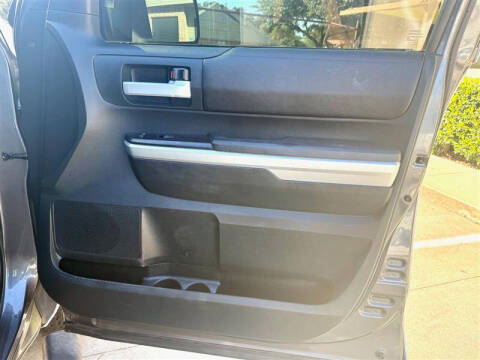 2017 Toyota Tundra SR5