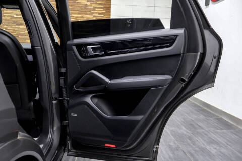 2019 Porsche Cayenne S