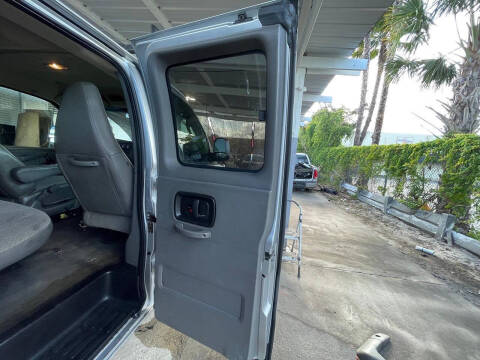 2017 Chevrolet Express LT 3500
