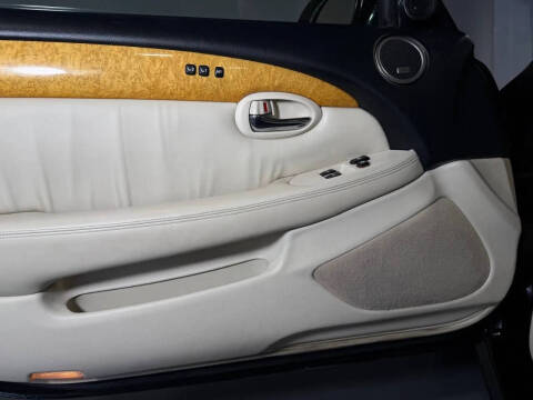 2004 Lexus SC 430