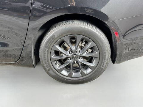 2021 Chrysler Pacifica Touring