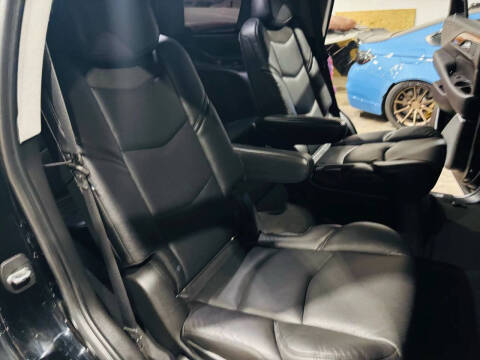 2019 Cadillac Escalade Luxury