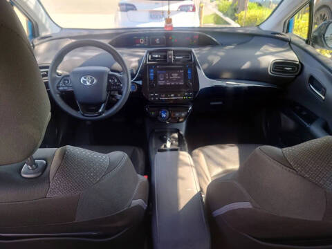 2019 Toyota Prius LE