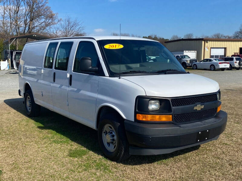 2017 Chevrolet Express for sale at Lee Motors in Princeton NC