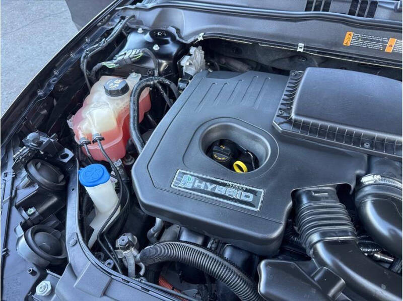 2019 Ford Fusion Hybrid SE