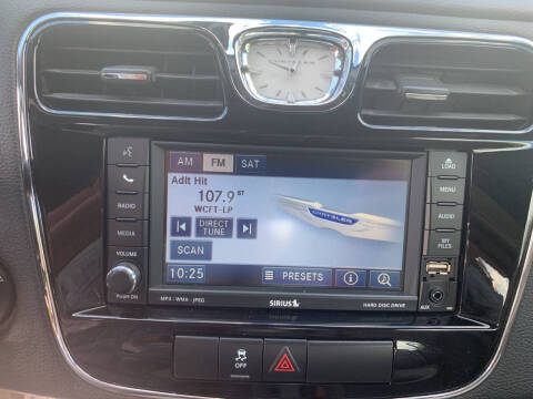 2011 Chrysler 200 Touring