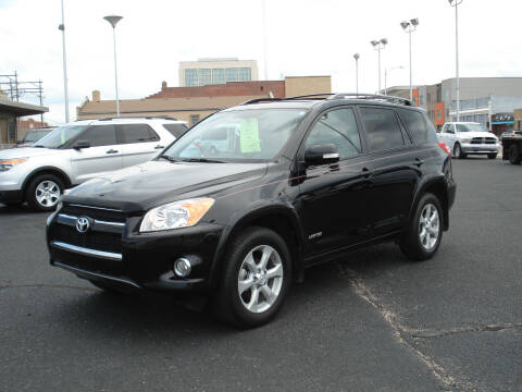 2011 Toyota RAV4 for sale at Shelton Motor Company in Hutchinson KS