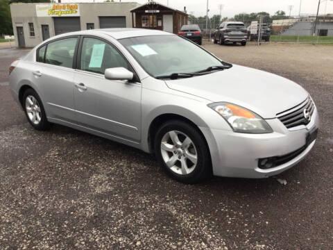 2009 Nissan Altima for sale at Duncan's Auto Repair & Sales in Belleville IL